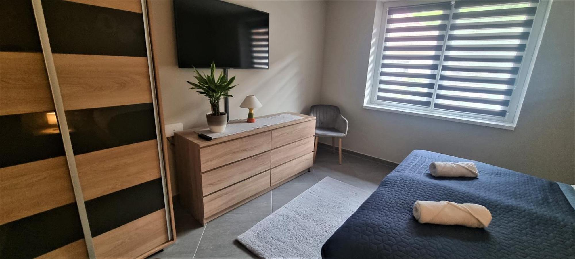 Hos-Cegledi Vendeghaz Miskolc -Oenallo Otthon, Mely Csak Az Oenoeke ภายนอก รูปภาพ